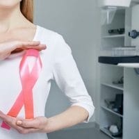 Cek Kanker Payudara ke Dokter Spesialis Apa