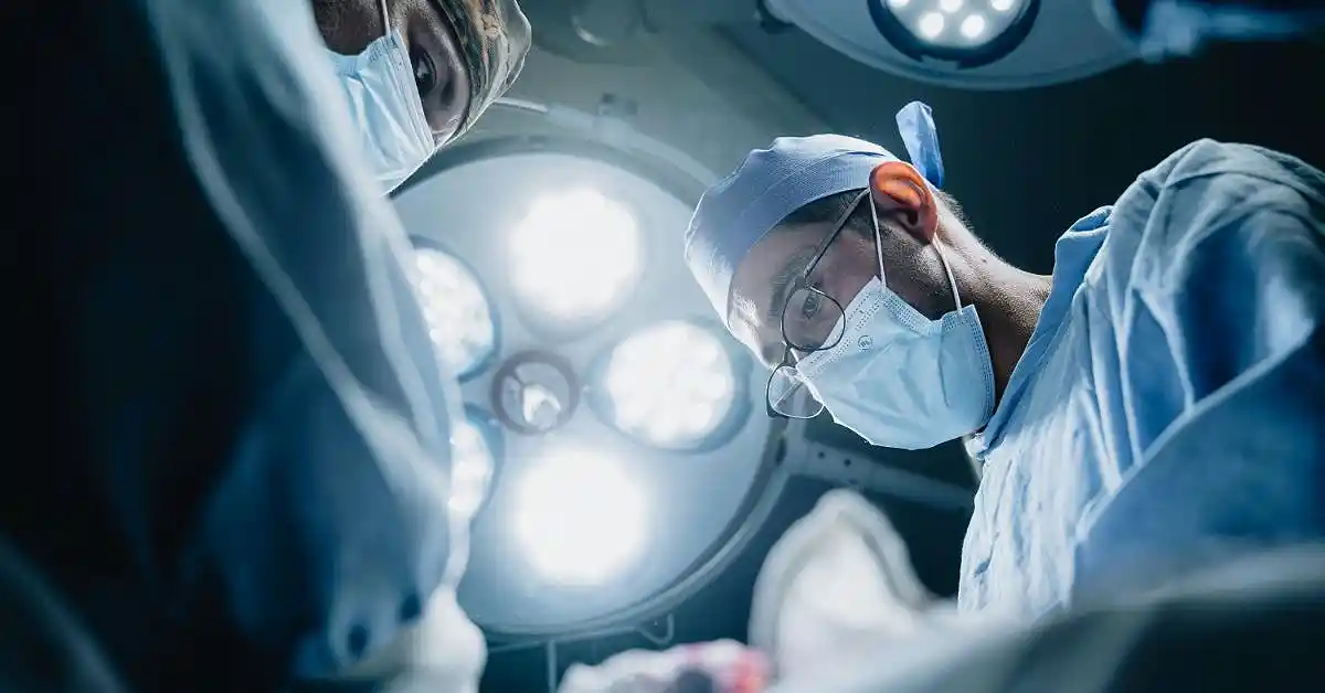 Dokter Bedah Toraks Kardiovaskular di Kuala Lumpur Terbaik